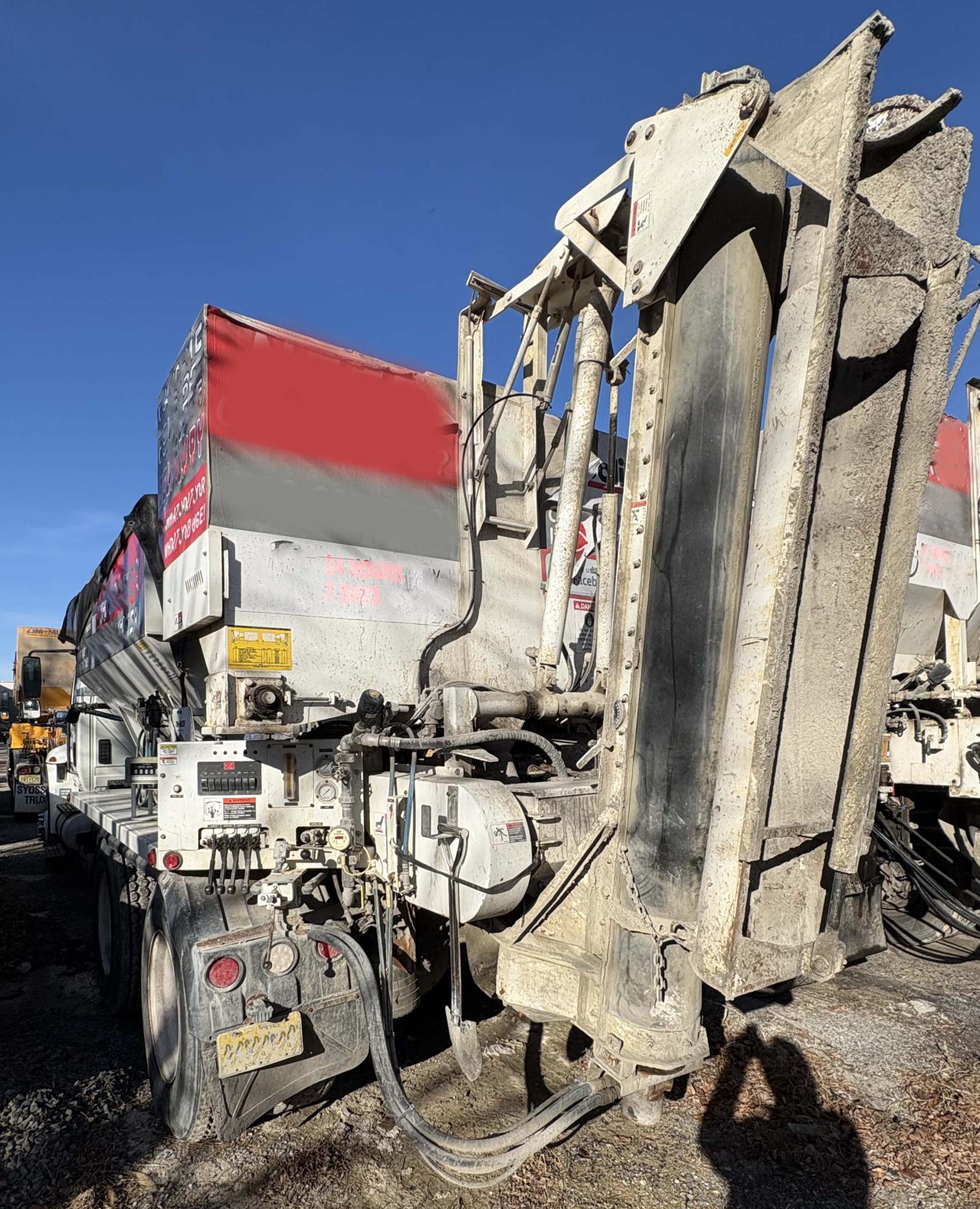 2012 INTERNATIONAL 4400 - Image 5